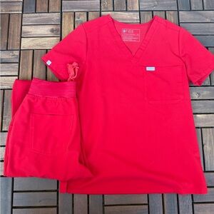 Figs Scarlet V-Neck Scrub Top & Joggers Set